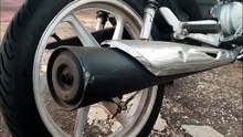 Van Escolar e moto se envolvem em colisão na Rua Erechim