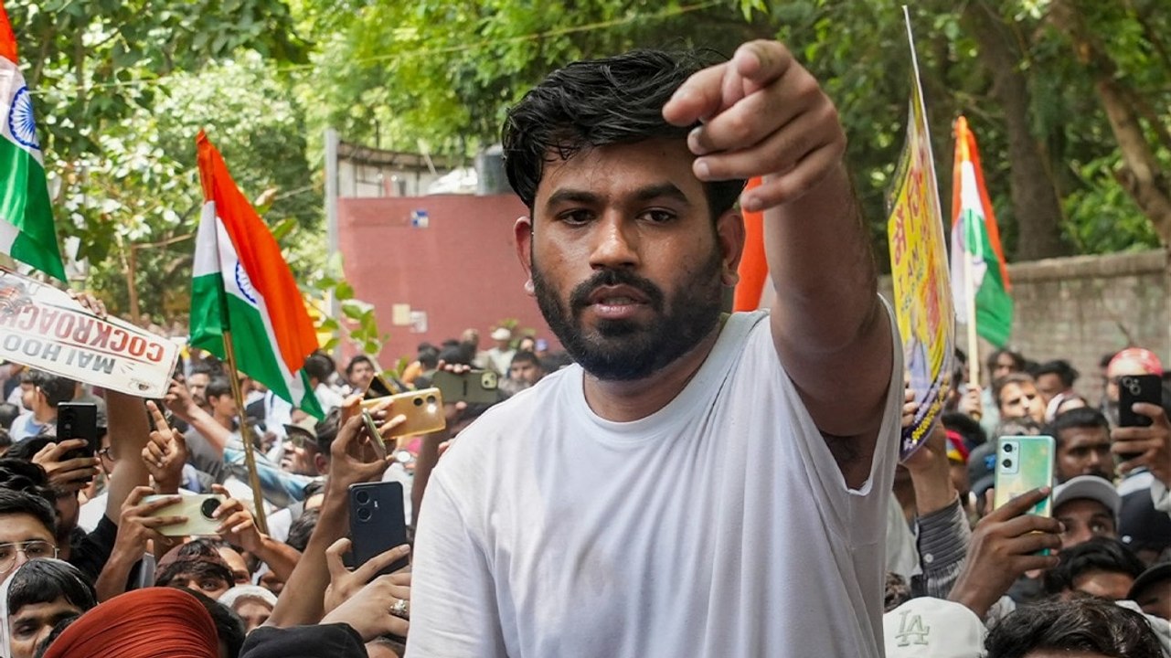 जयपुर थप्पड़ कांड पर अभिजीत दिपके का पहला बयान:...