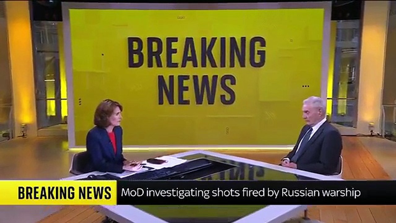 Un navire de guerre russe a tiré des coups de semonce en direction d'un yacht dans la Manche - Le ministère de la défense britannique ouvre une enquête