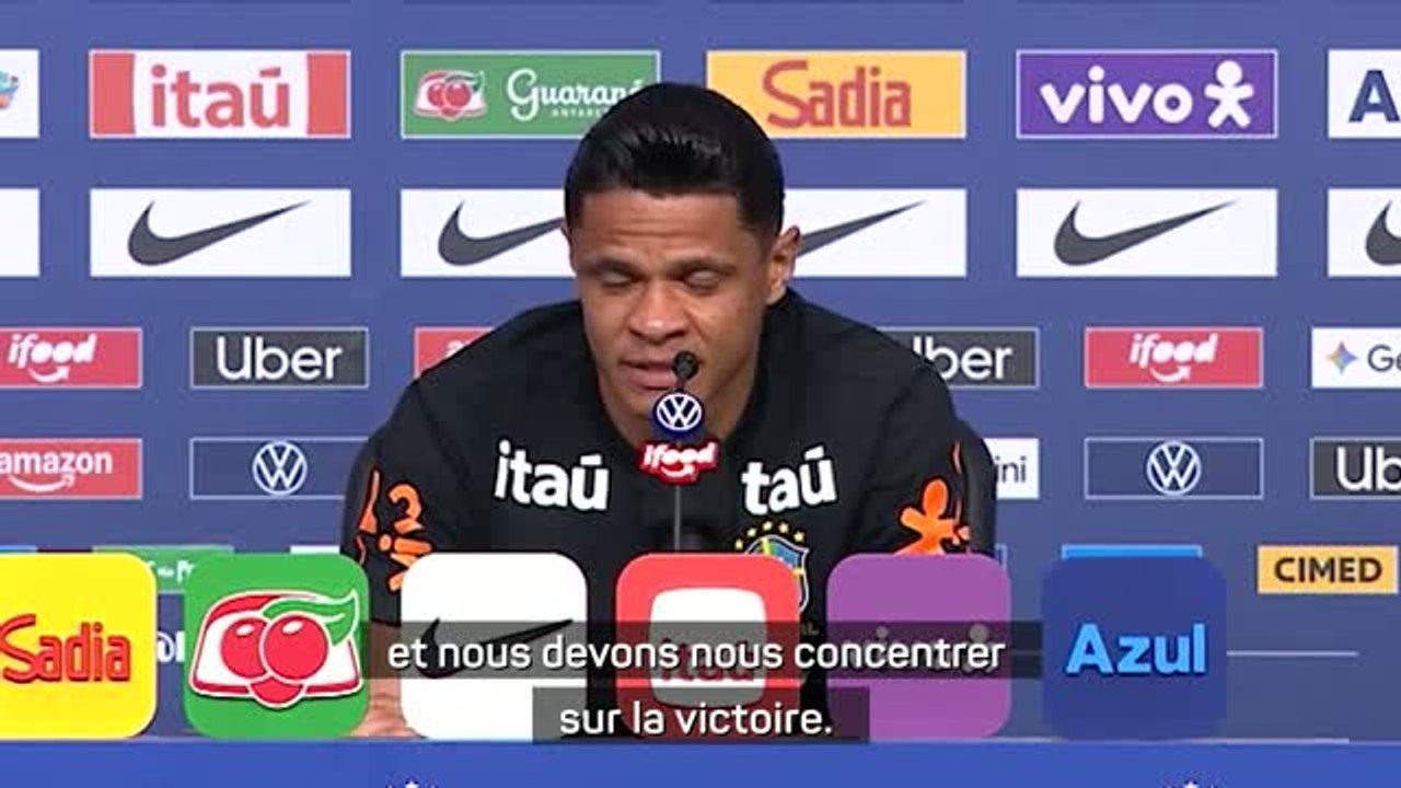 Brésil - Douglas Santos : "Nous prions pour que Neymar soit à 100% au plus vite"