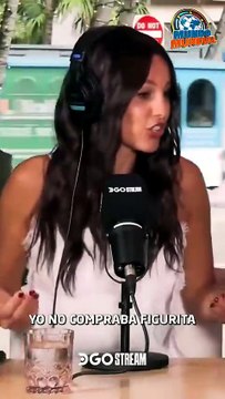 Pampita quiso sorprender a sus hijos con las figuritas del Mundial y terminó estafada: Me mandaron dos cajas de...