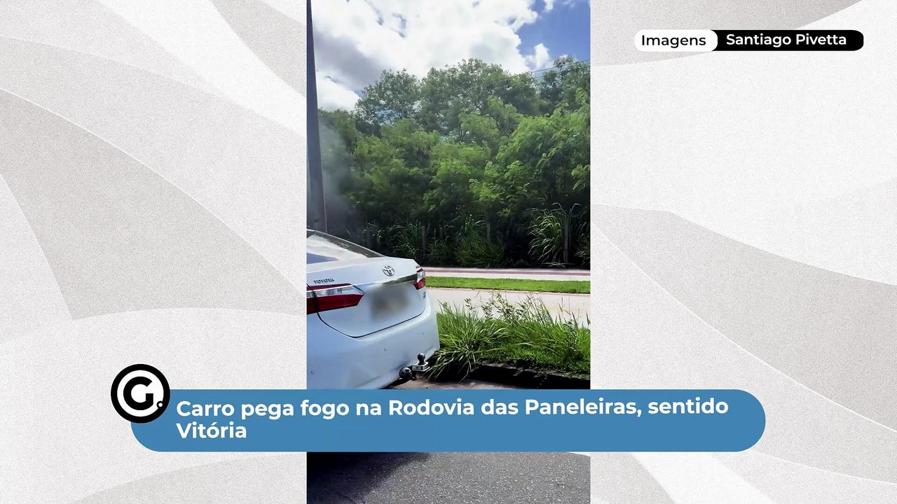 Carro pega fogo na Rodovia das Paneleiras, sentido Vitória