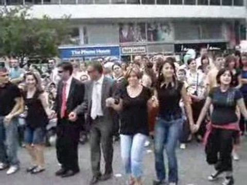 Trabzonlular Brüksel'de Coştular..