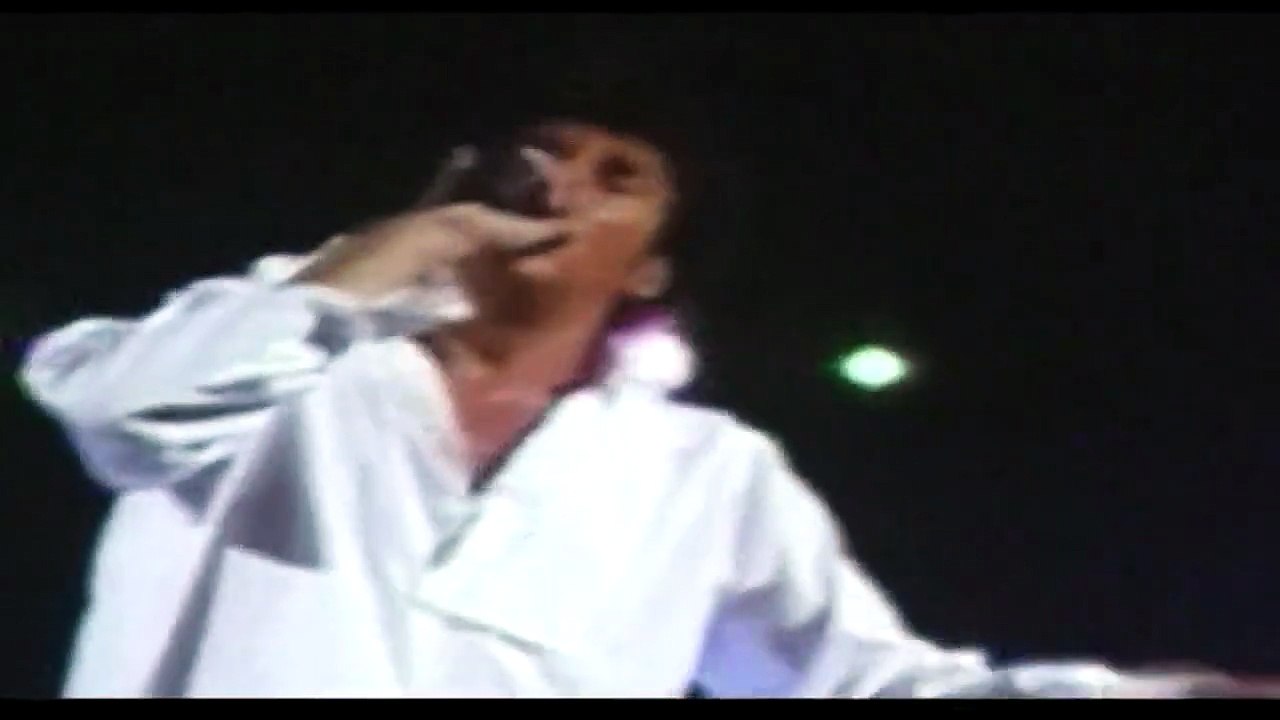 GÉRARD BLANC (clip surprise 2009) — “L'amour parle plus fort que les mots” · (2009) – (G. Blanc) | NOS PLUS BELLES ANNÉES 80 · (Bonus) · (DVD 1)