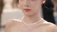 穿成炮灰女配，我成全家团宠了 - 2 | Eng Subs