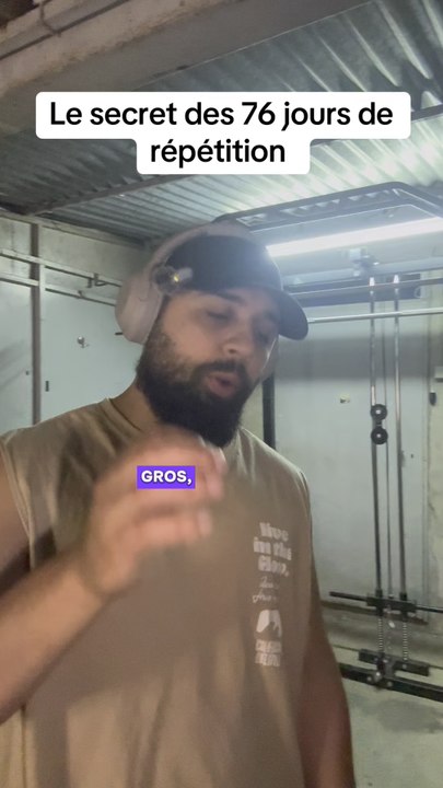 À force de répéter les mêmes actions chaque jour, j’ai compris que perdre du poids et prendre du muscle prend du temps. Les progrès sont lents, mais ils arrivent. Le secret, c’est de continuer sans jamais abandonner.