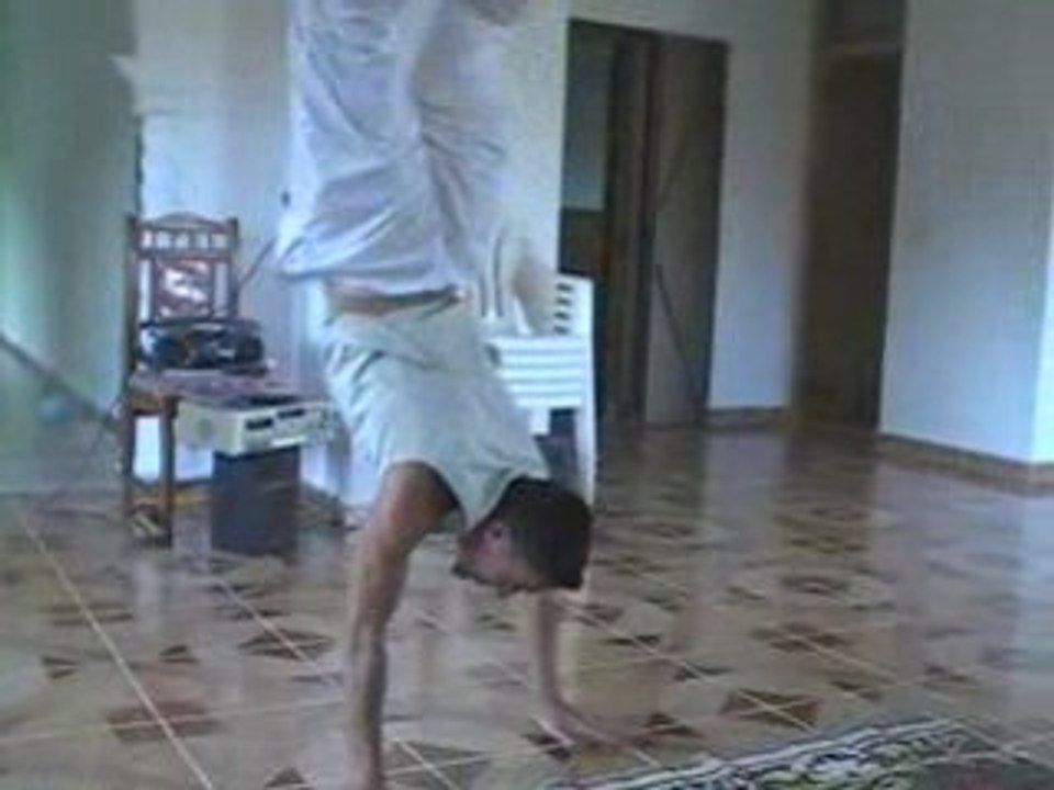 MOV030