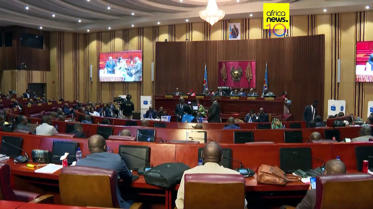 RDC : le Sénat vote le referendum, l'opposition exige la démission de Tshisekedi