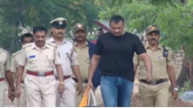 ಒಂದು ವರ್ಷದಲ್ಲಿ ಪ್ರಮುಖ ಹಂತಕ್ಕೆ ದಾಸನ ಕೇಸ್..! ದರ್ಶನ್‌ಗೆ ಸಿಕ್ಕೋದು ಬೇಲಾ..? ಪರ್ಮನೆಂಟ್ ಜೈಲಾ..?