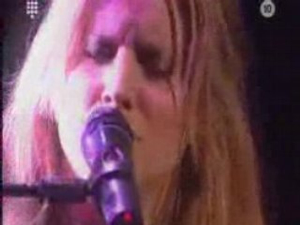 Lucie Silvas - Place To Hide(Live)