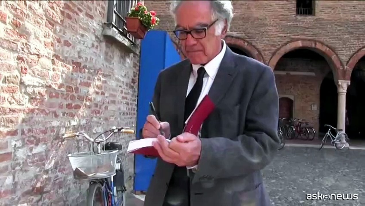 Addio a Carlo Ginzburg, un'intervista su immagini e potere
