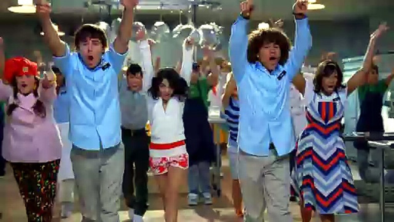High School Musical 2 (2007)