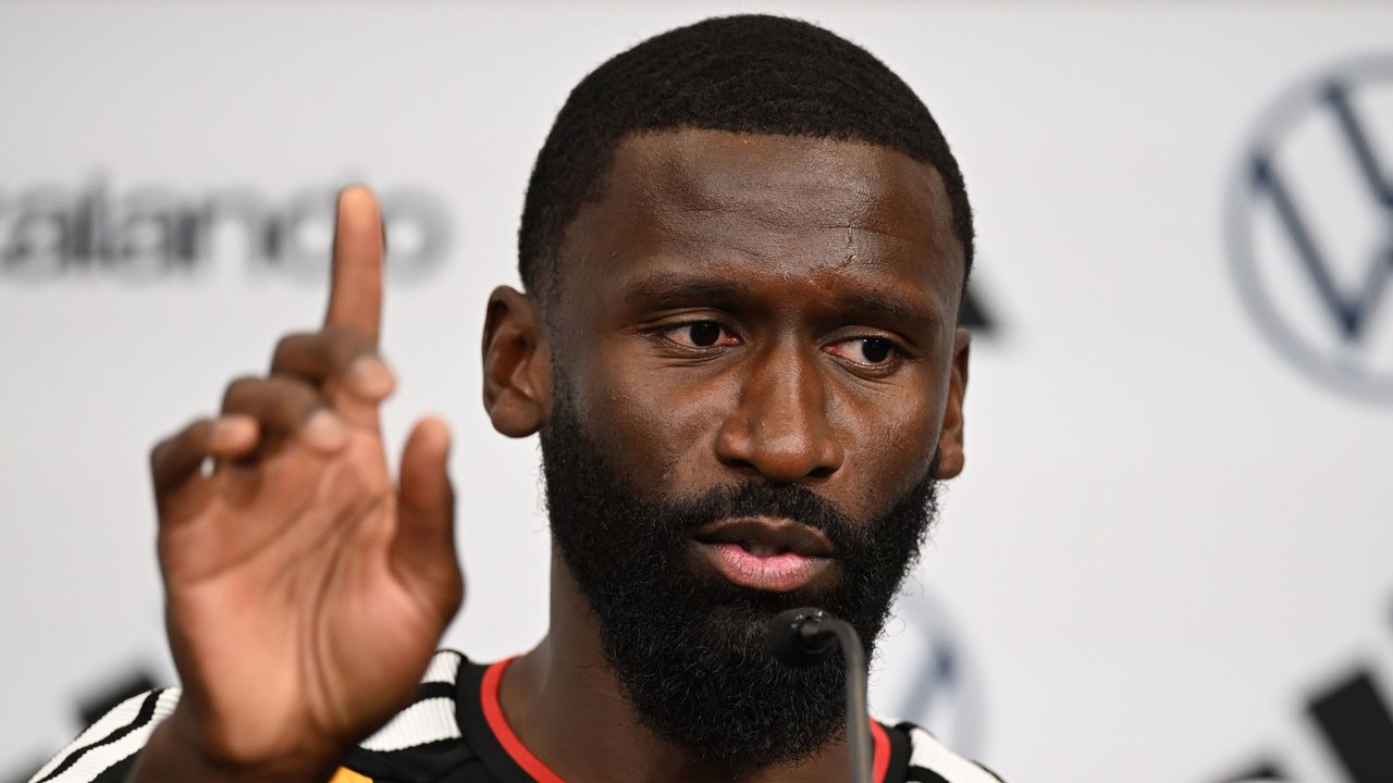 Rüdiger scherzt: "Mein Name bekommt sehr viele Klicks"