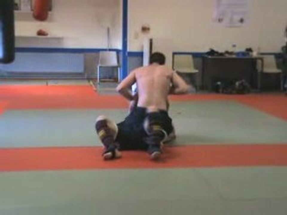 Mika vs Hughes