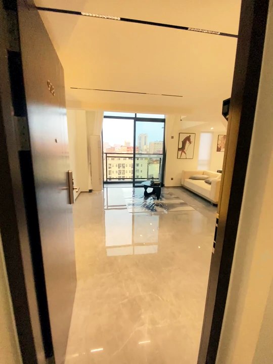Tham khảo mẫu thiết kế tòa nhà văn phòng 5 tầng hiện đại vừa đẹp, vừa đủ công năng