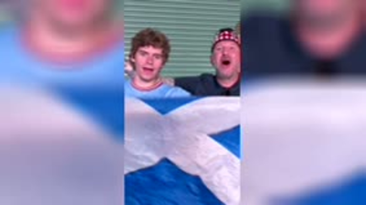 Scotland fans PARTY outside Fenway Park again!