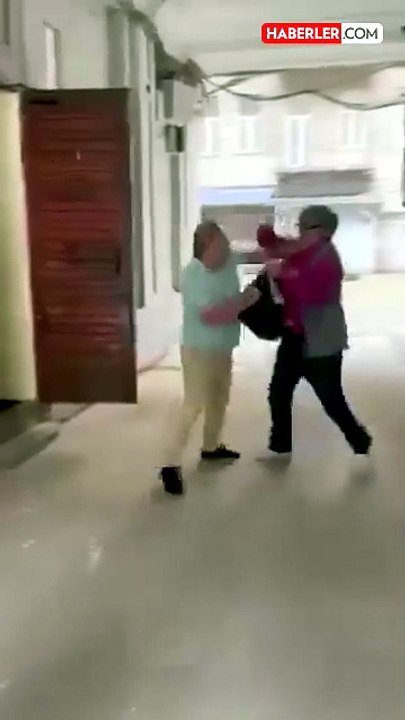 Türk restoran sahibi 68 yaşındaki kadına şiddet uyguladı!