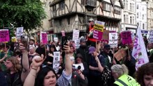 Tommy Robinson w Oxford Union: protesty i debata o granicach wolności słowa