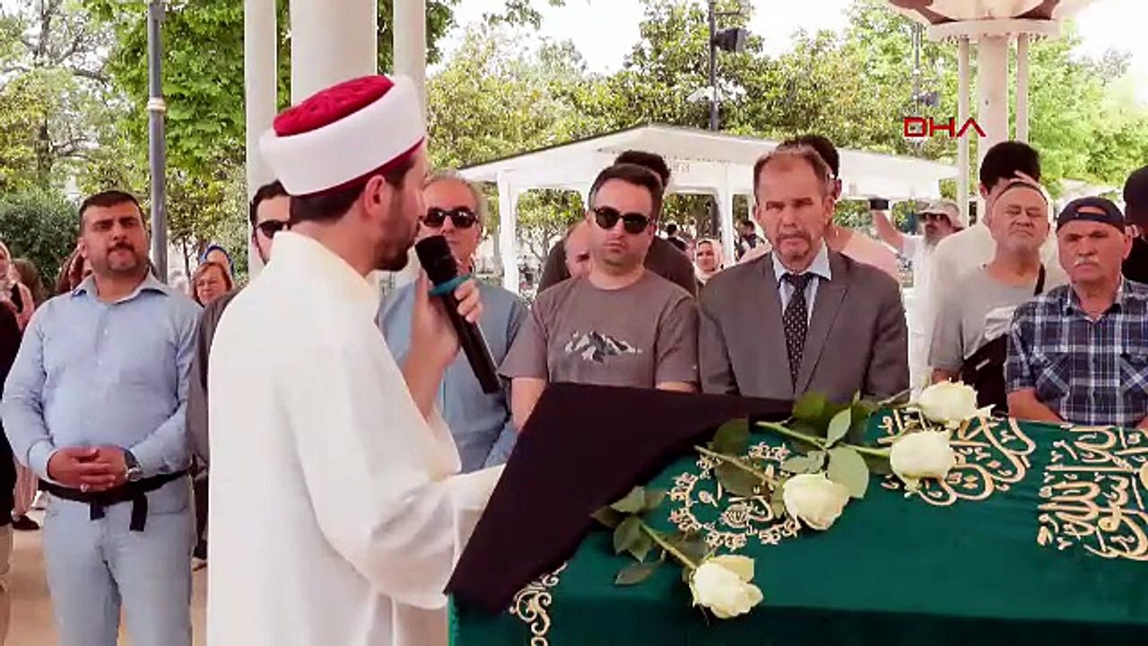 Yeşilçam'ın Sultanı Türkan Şoray'ın bu görüntüleri hayranlarını yıktı