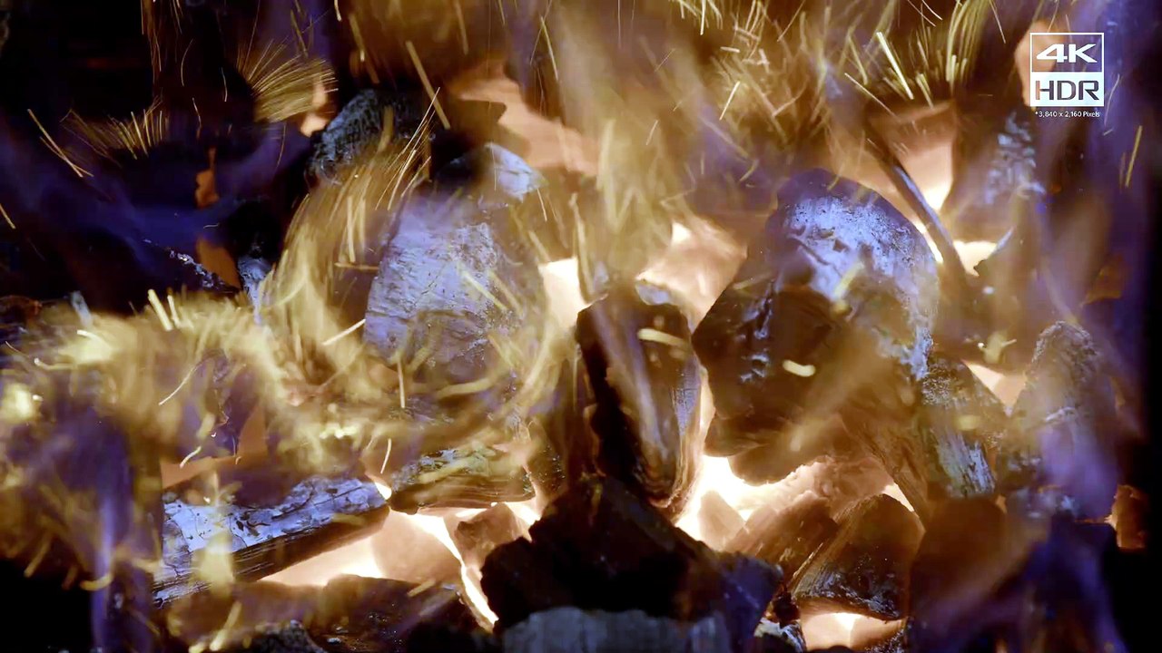 OLED DEMO in 4K HDR - Sony Swordsmith [Black le...