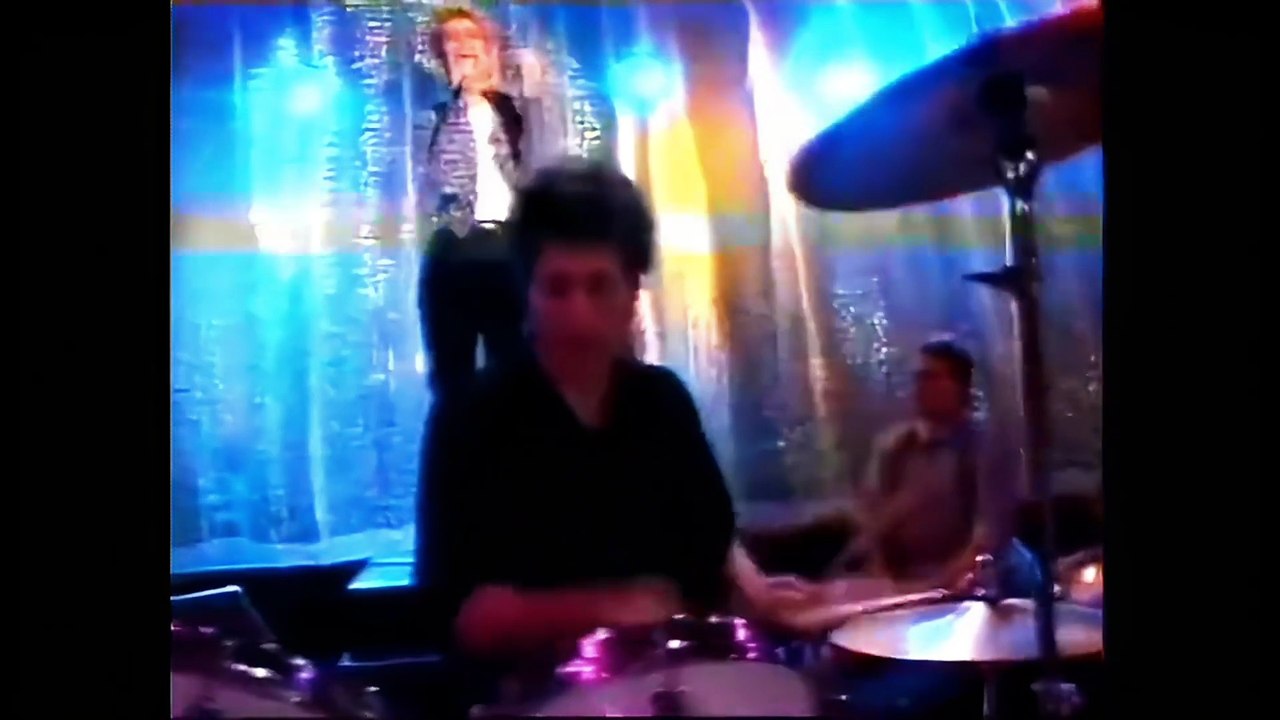 Kim Wilde - Victim (Kyss Karlsson 1986)
