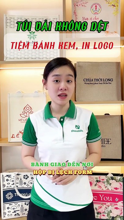 Nâng tầm thương hiệu cho tiệm bánh của bạn với mẫu túi vải không dệt đựng bánh kem thiết kế dày dặn.