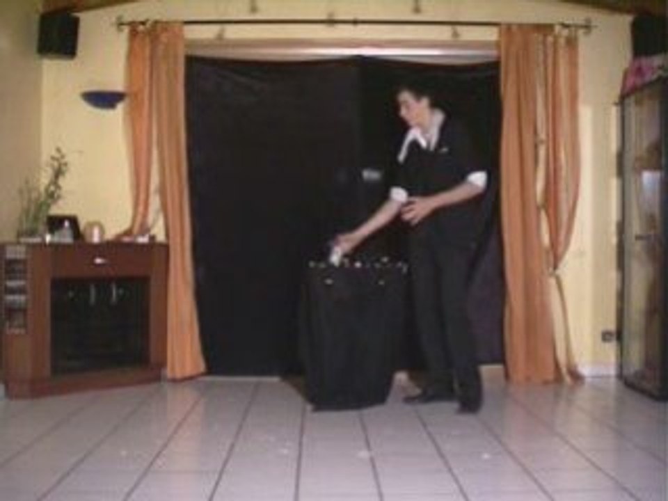 MON NUMERO DE MANIPULATION DE SCENE