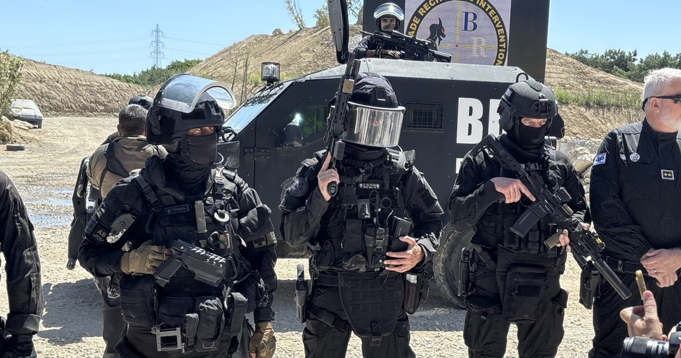 GIGN, BRI, blindés de pointe : le show ultra-spectaculaire des forces d'élite françaises à Eurosatory