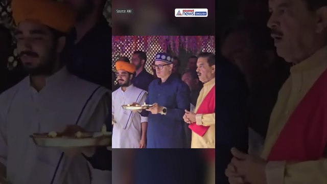 Ganderbal: Omar Abdullah Offers Prayers at Kheer Bhawani Temple