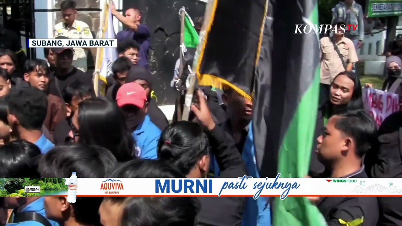 Demo Mahasiswa di Subang Sempat Ricuh, Massa dan Polisi Saling Dorong di Depan DPRD | SAPA MALAM