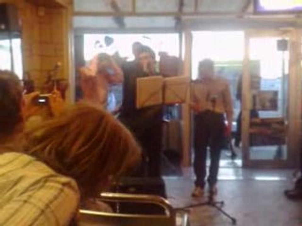 Bar tabac concert L'arc en ciel