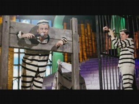 CORALIE ET CLOE ET LEUR CHOUCHOU DAMOUR