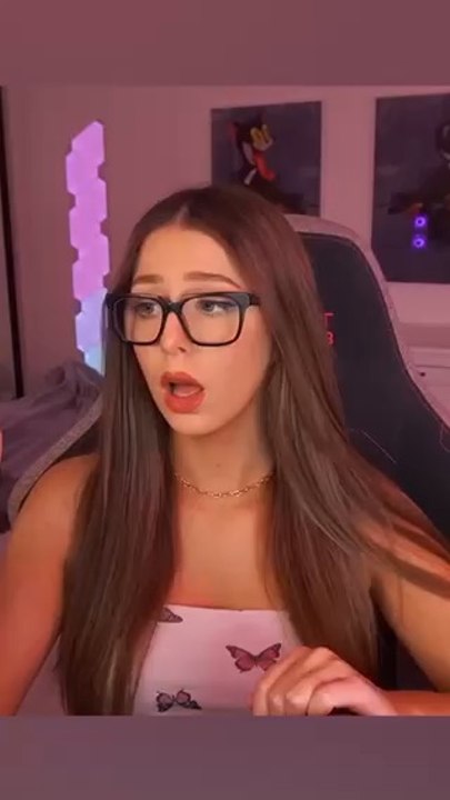 I have no words 💀 #twitch #streamer #gamergirl #twitchmoments #twitchfails #twitchclips #twitchstreamer #jokes