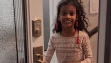 Bonus Dad Surprises Girl for a Heartfelt Christmas Reunion