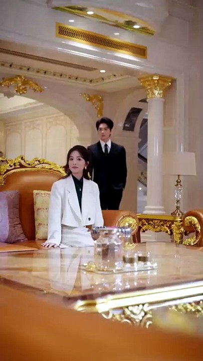 【FULL】CEO loved her in secret for 10 years.She got cheated on.He married her and spoiled her rotten. [Full Movie]