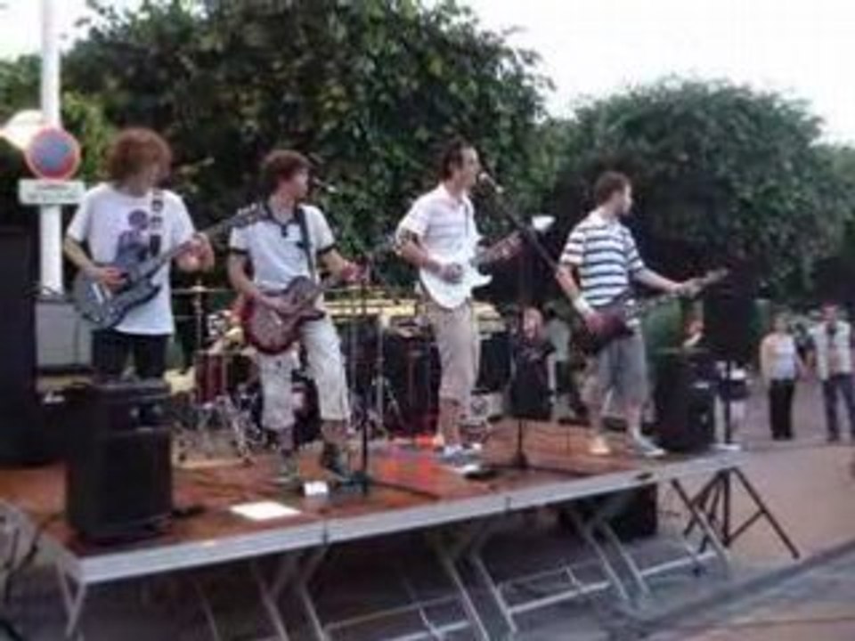 Pluck-Em's - The Kids Aren't Allright