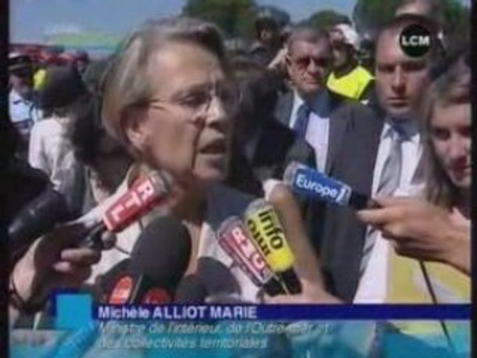 Manoeuvre feux de forêts en présence de Mme Alliot-Marie