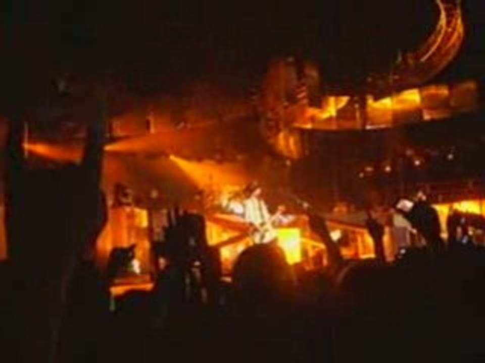 Tokio Hotel _ Totgeliebt (16 Octobre Paris Bercy)