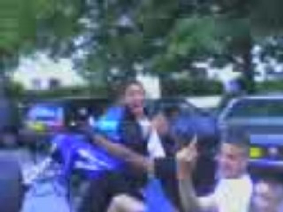 250 raptor au Quartier Nord kn 44  a 4 en roue