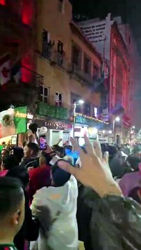 VIDEO | Aficionados celebran triunfo de México ante Corea del Sur en el Centro Histórico de la CDMX