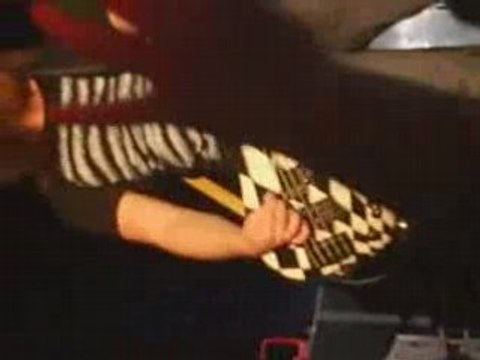 Tokio Hotel _ Georg sur Schrei (16 Octobre Paris Bercy)