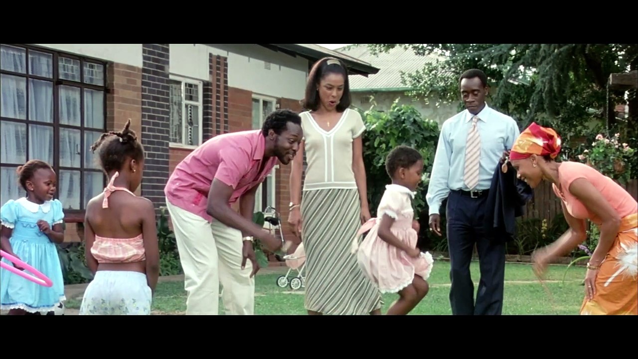 Hôtel Rwanda Bande-annonce (EN)
