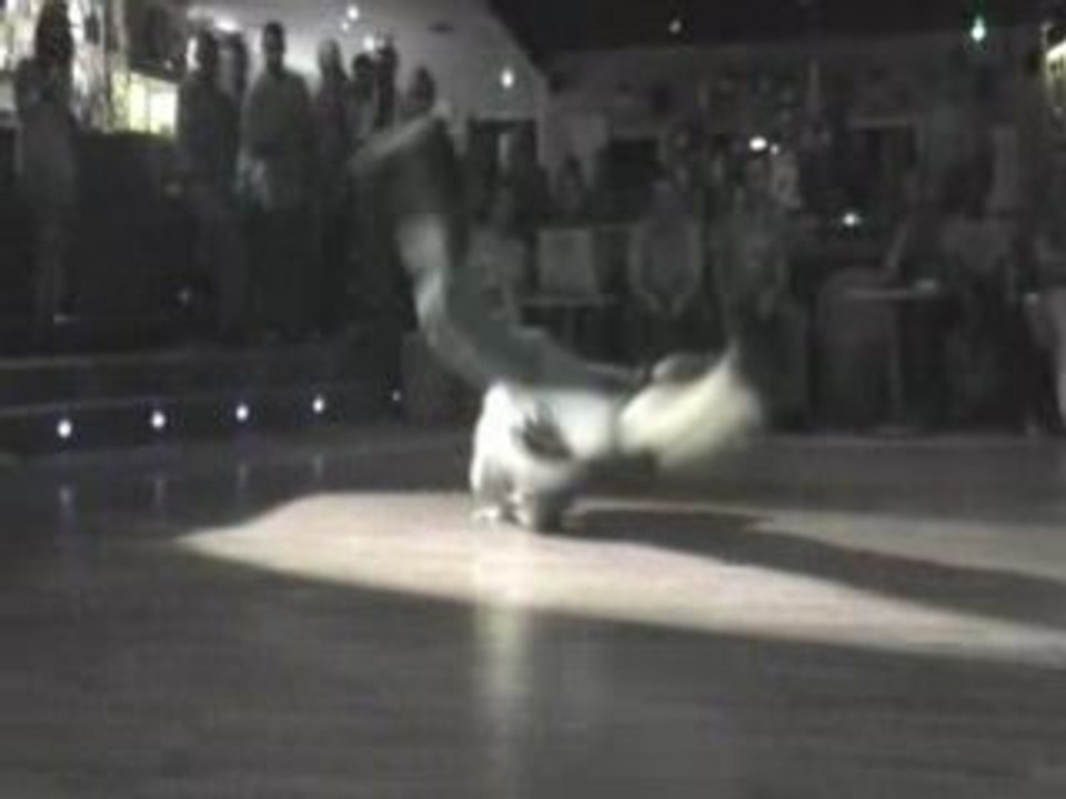 Phonsa Vs. Davan