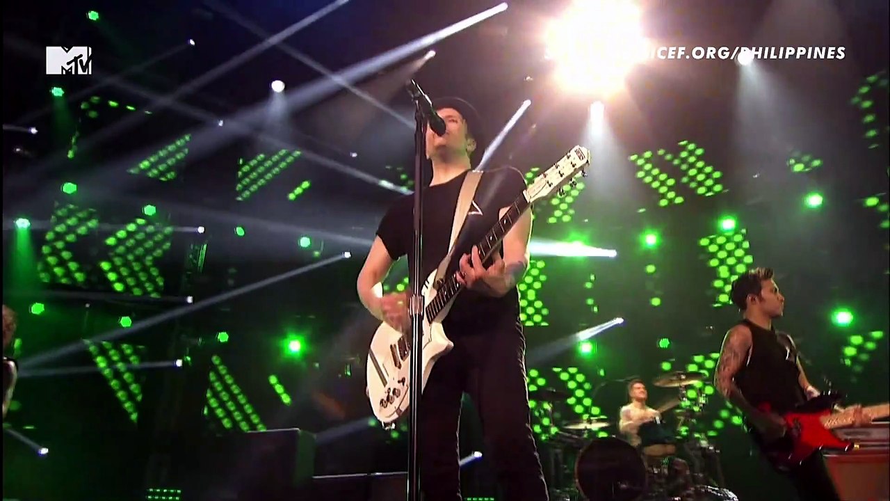 Thnks fr th Mmrs - Fall Out Boy (live)