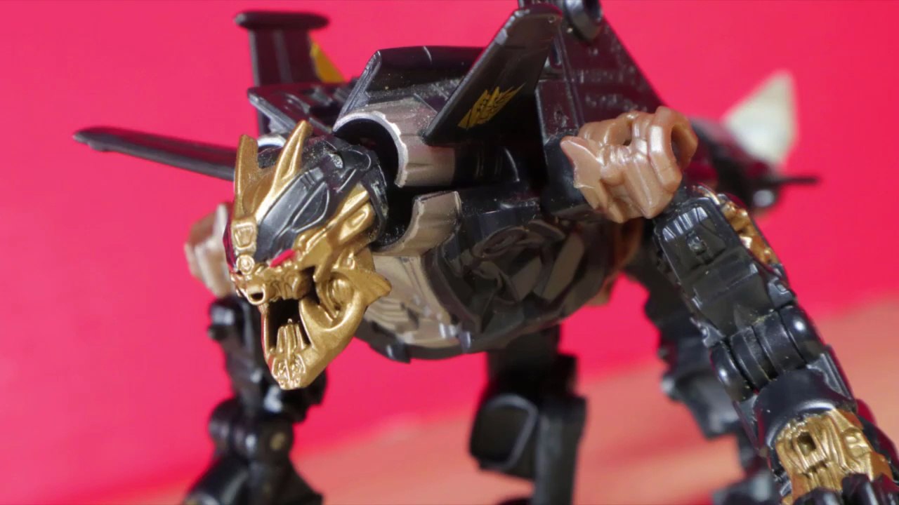 TRANSFORMERS: Dark of the Moon Cyberverse HATCHET | Canadia' Reviewer #266