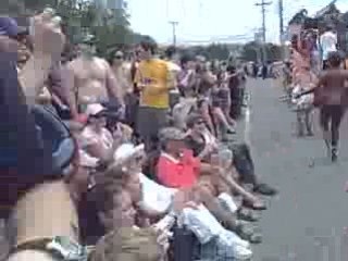 Chocolate girls à la parade du solstice d'été de Seattle