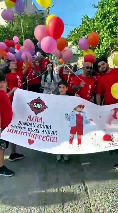 SAR Kocaeli temsilciliğinden umut dolu etkinlik! Minik Azra yalnız bırakılmadı