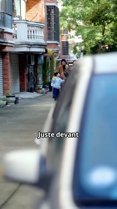 Fille enceinte célibataire, moquée par tousle père PDG la regarde à la YTB Ils sont finis