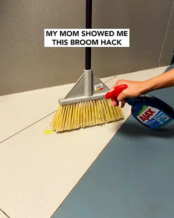 Fast sweep hack for busy days🧹