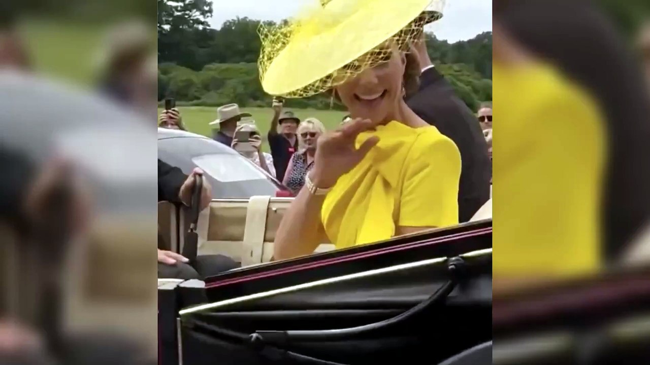 Cos’è la dolcezza? Kate Middleton che incontra una piccola fan al Royal Ascot